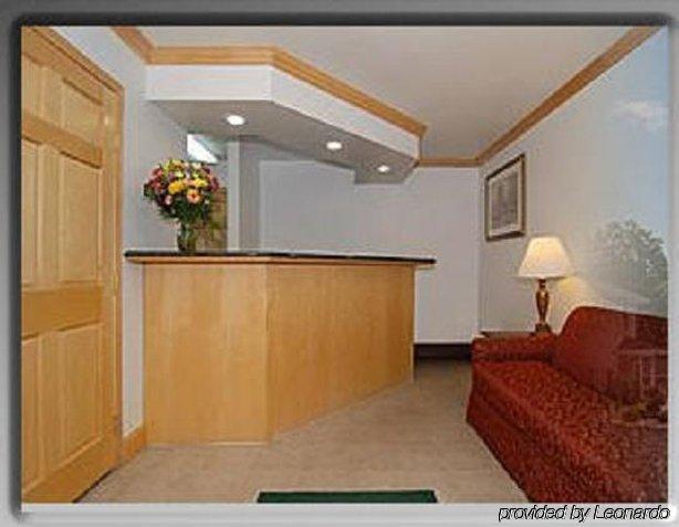 Tower Inn And Suites Of Guilford / Madison Interior foto